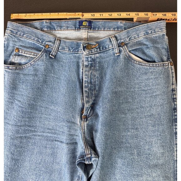 Wrangler 47MWZ Men's Light Wash Straight Leg Jeans Size 36 - Picture 9 of 10
